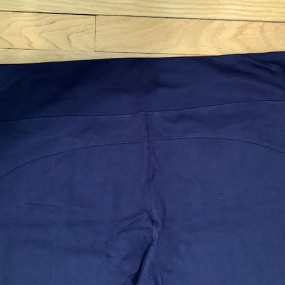 Ruby Ribbon Flare Leg Ponte Pant - Short - Picture 5 of 5